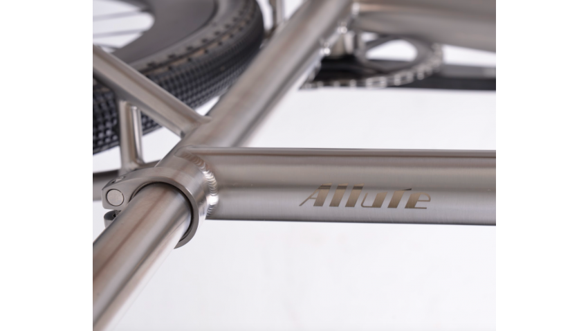 Kit Cadre CHIRU Allure fourche Titane